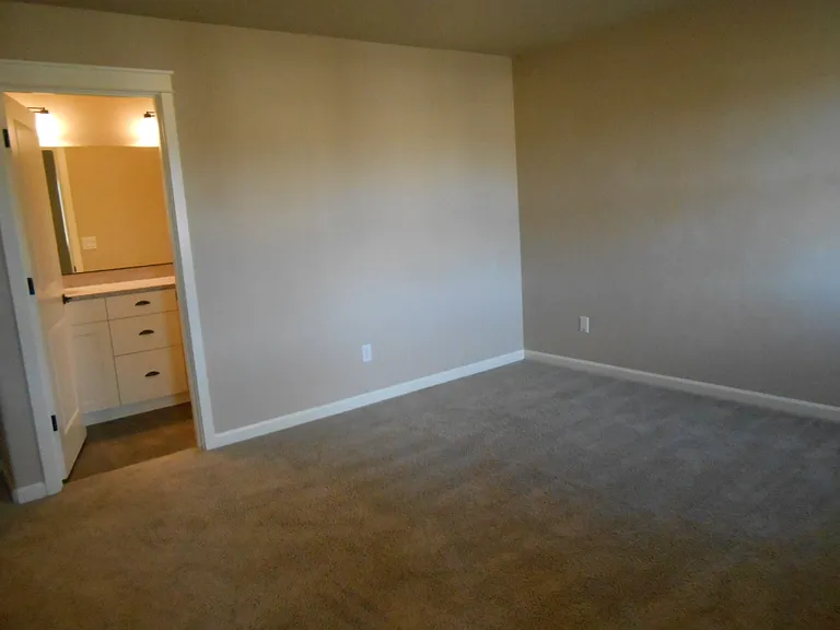 20783 Boulderfield Ave #1 — Photo 14