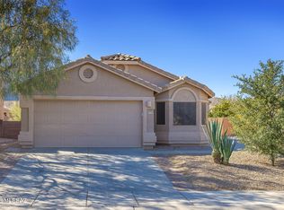8753 N Moonfire Dr, Tucson, AZ 85743