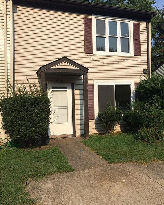 1st image of 450 Peregrine St