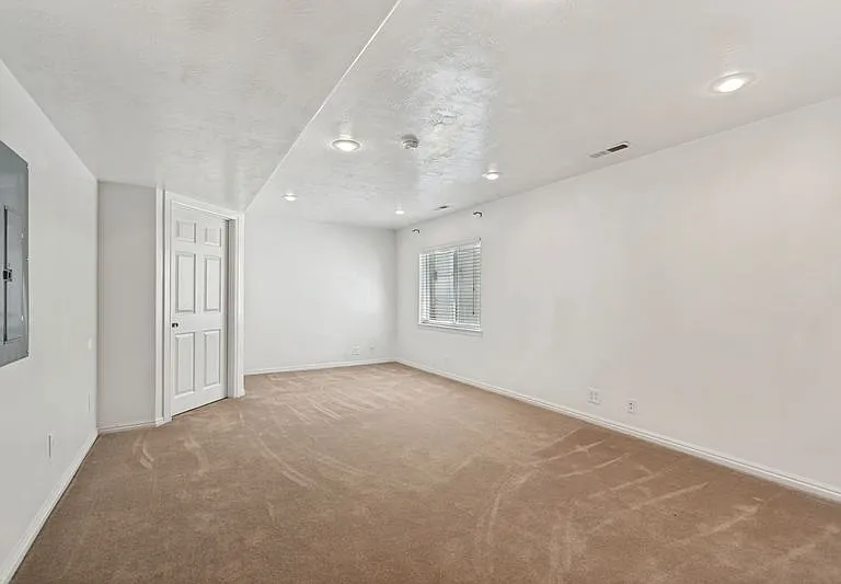 5037 W White Diamond Way S — Photo 19