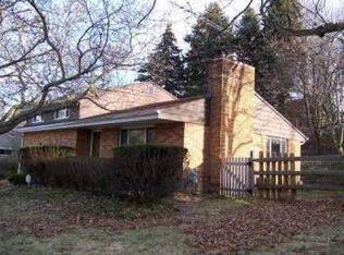 442 E McMurray Rd, Canonsburg, PA 15317