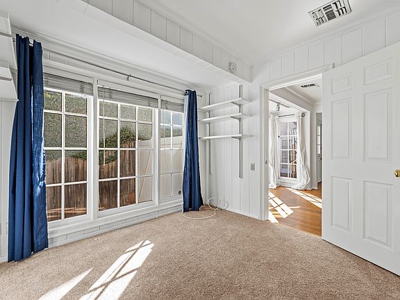 5th image of 6338 Primrose Ave