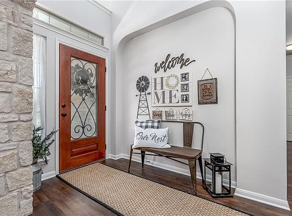 5th image of 5509 Texas Bluebell Dr