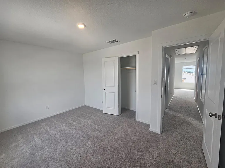100 Silent Sky Ln — Photo 25