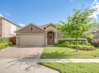 8621 Glenburne Dr, Fort Worth, TX 76131