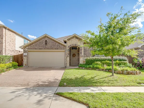 8621 Glenburne Dr, Fort Worth, TX 76131