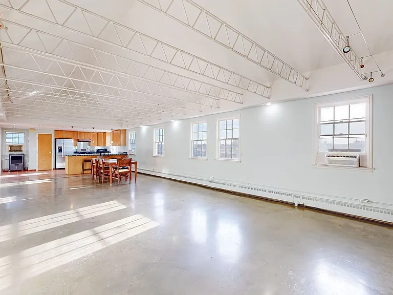 1301 W Dakota Ave #4 — Photo 5