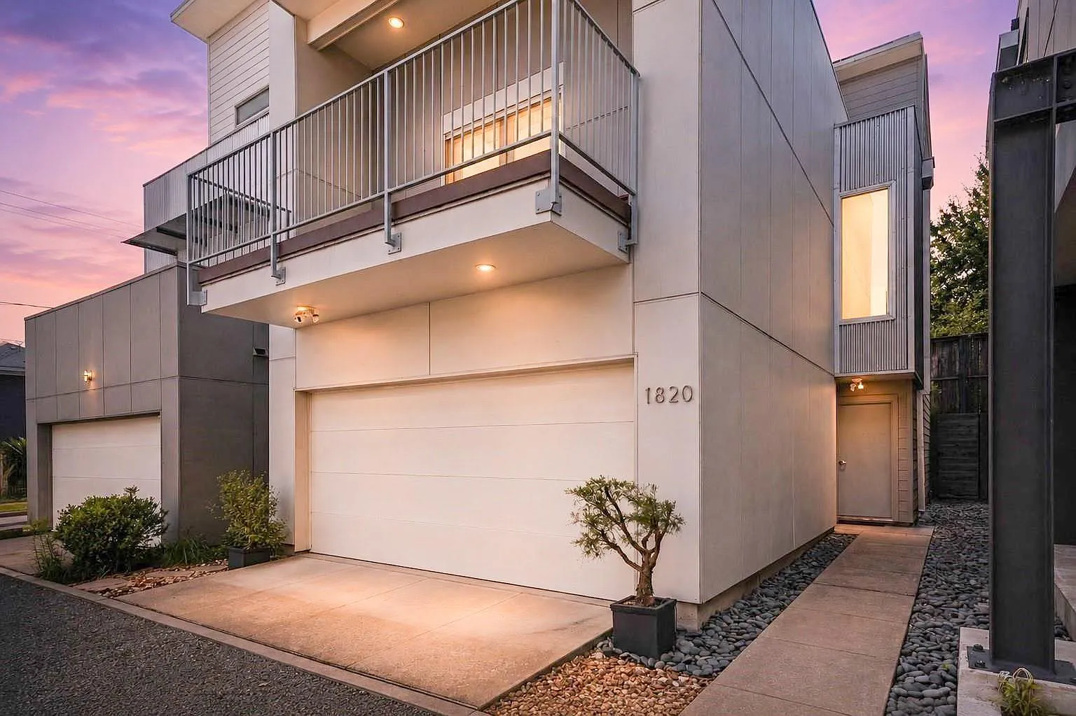 2 bed, 2.5 bath, 1981 sqft, $4,500 — Photo 1