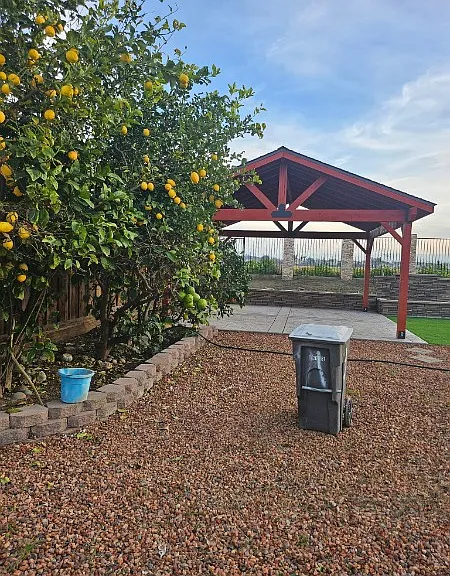 310 Yosemite Dr — Photo 13