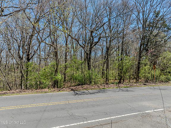 4th image of 8948 Thunderbird Dr E
