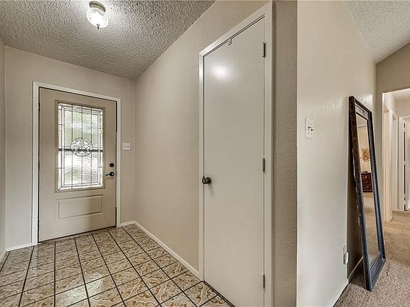 4th image of 459 Hancock Ct