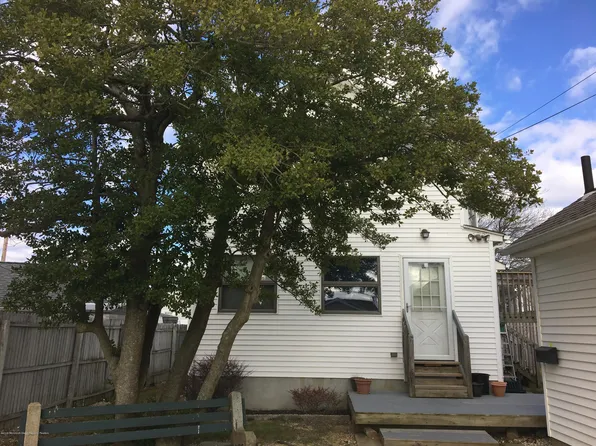 109 Guyer Ave, Lavallette, NJ 08735