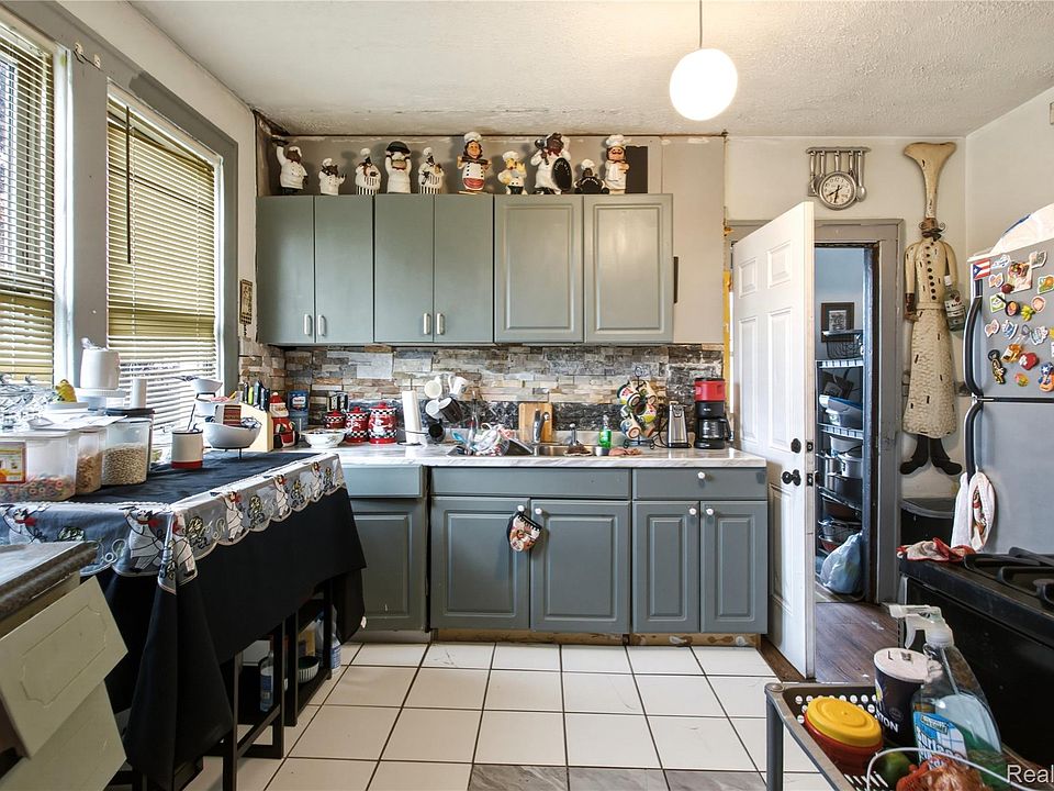 5946 Martin St, photo 18