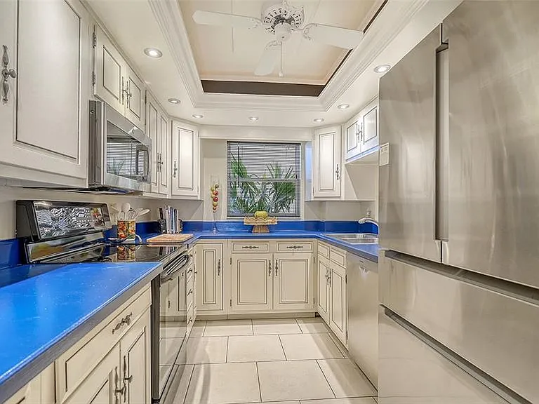 1355 S Portofino Dr #103 — Photo 32