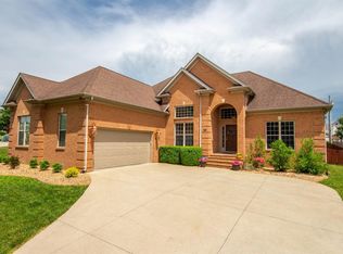 104 Arbee Dr, Nicholasville, KY 40356