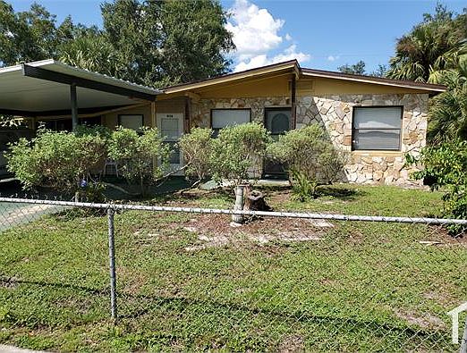 1st image of 132 Academy Ave