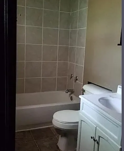 11759 Roanoke Blvd #4 — Photo 2