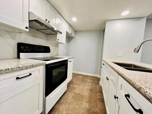 11411 Harwin Dr APT 6, Houston, TX 77072