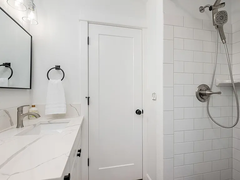 3233 SE 51st Ave — Photo 11