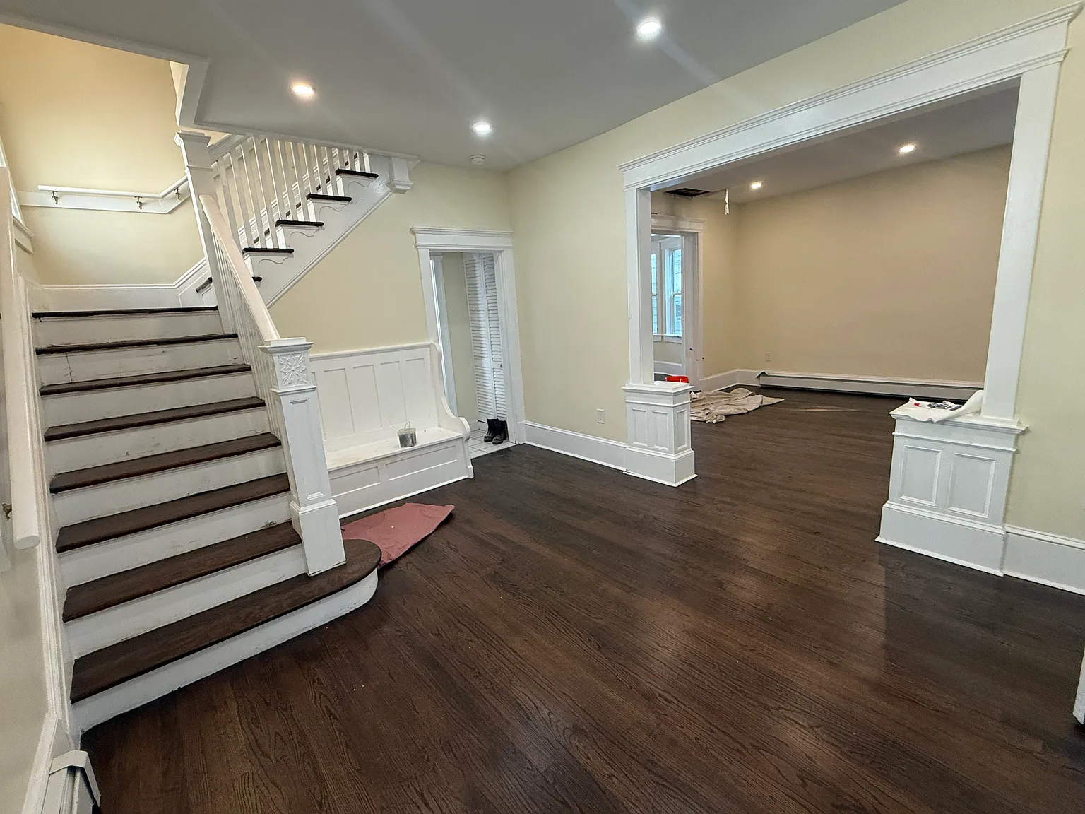 4 bed, 1950 sqft, $2,450 — Photo 2