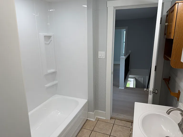 1115 Fairdale St — Photo 11