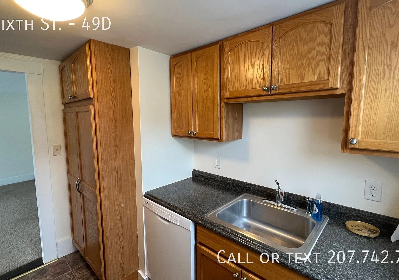 2 Bedroom 1 full bath 2nd floor Apartment at 49D Sixth St. in Dover — Photo 4