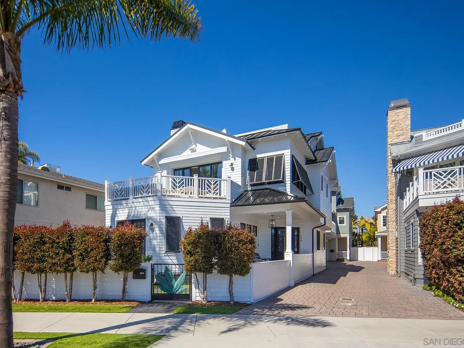 4 bed, 6.0 bath, 4256 sqft, $45,000 — Photo 2
