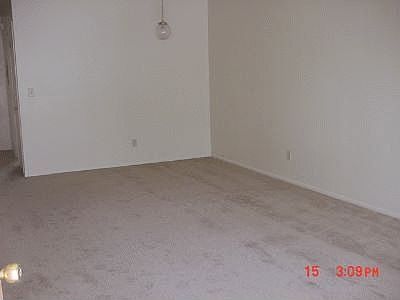Building Photo 3