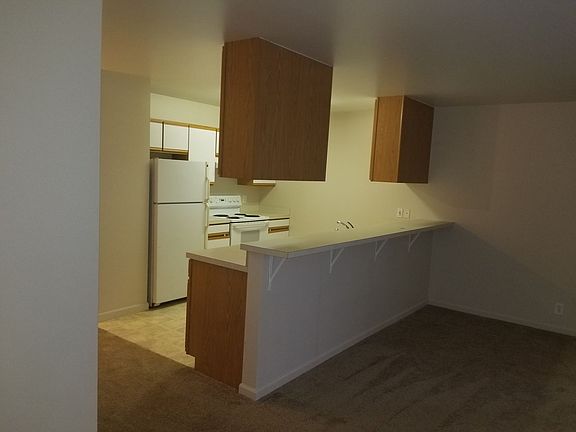 4th image of 153 E Adams Ave #190-200