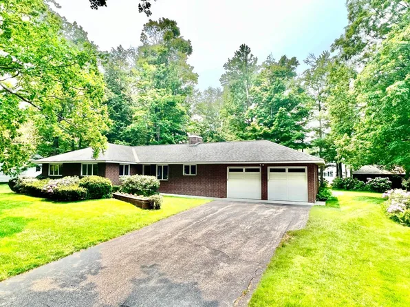 34 Blossom Street, Keene, NH 03431