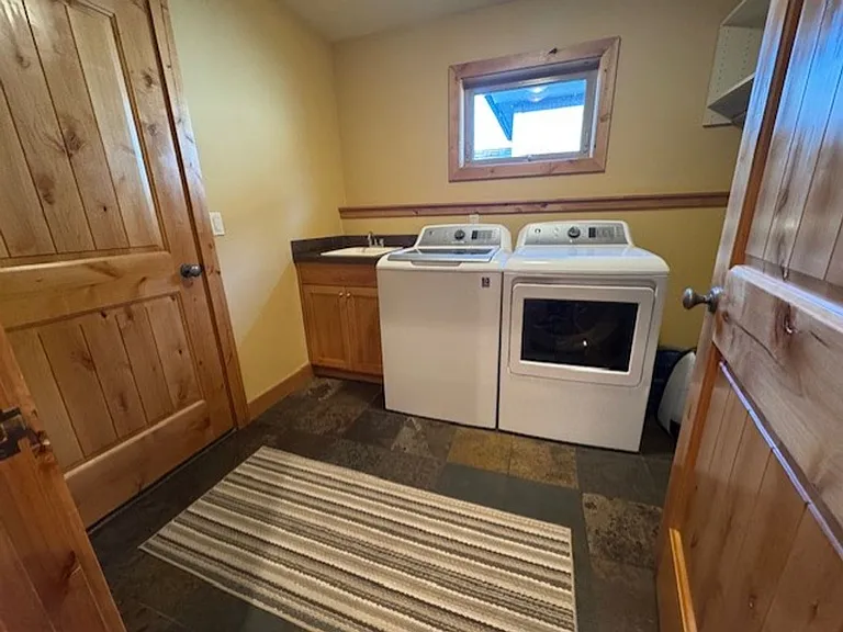 61890 Fall Creek Loop — Photo 16