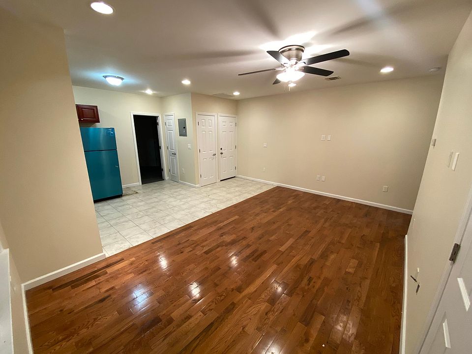 1st image of 84 John St Floor 2