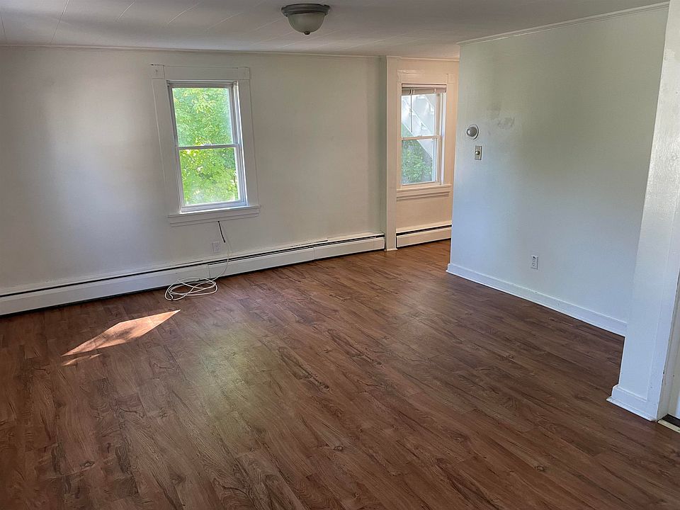 1st image of 19.5 Hanson St