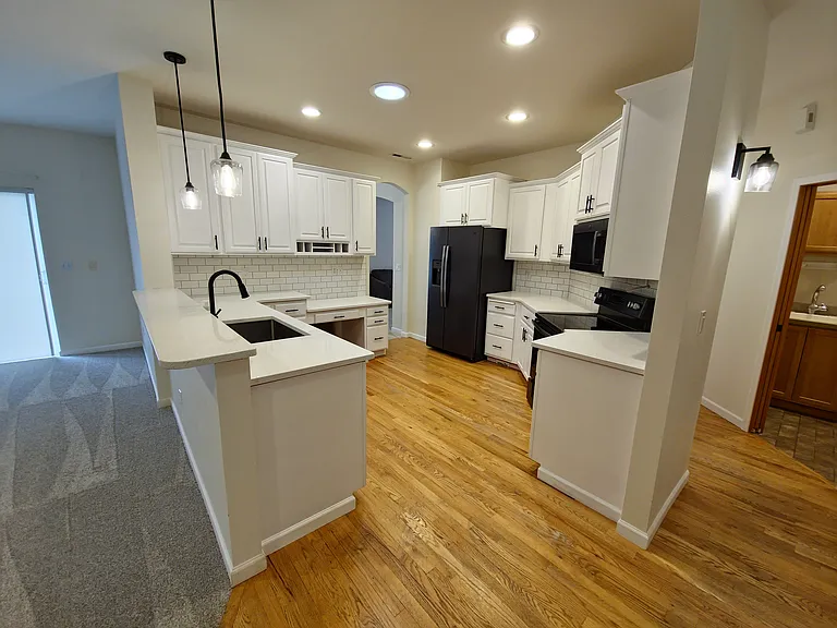 4203 Joshua Dr — Photo 4