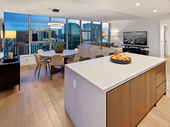 2nd image of 1388 Kettner Blvd #2600