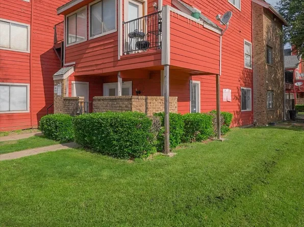 9825 N Walnut St #M103, Dallas, TX 75243