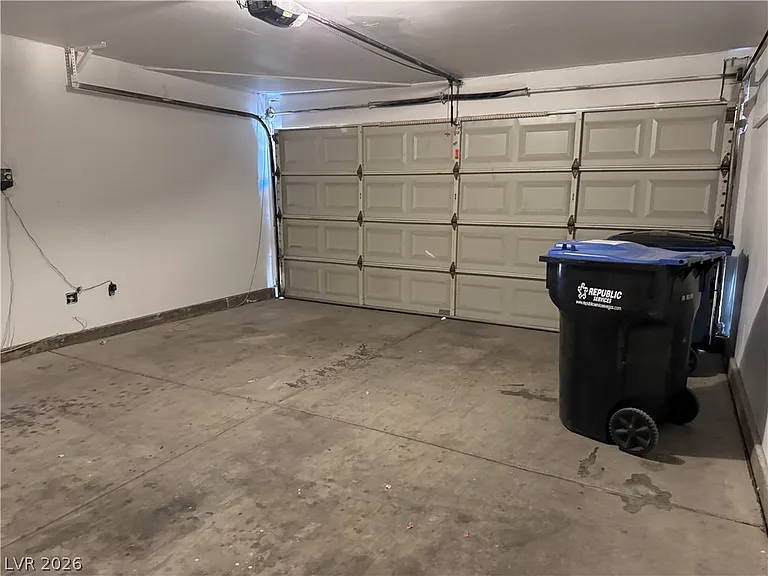 2507 Berwick Ct — Photo 14