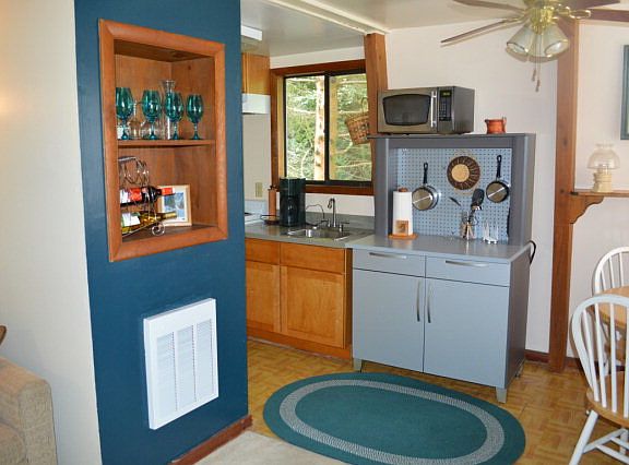 4th image of 76B Creekside Dr