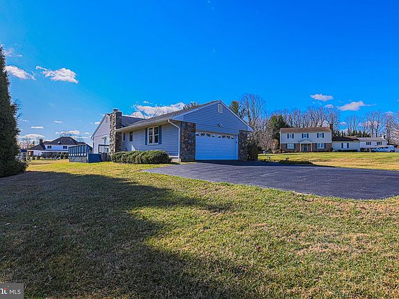 4th image of 14005 Fox Land Rd