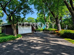 1721 Rivercrest Rd N, Lakeland, MN 55043