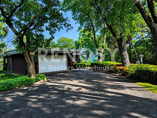 1721 Rivercrest Rd N Photo 1 1721 Rivercrest Rd N Photo 1