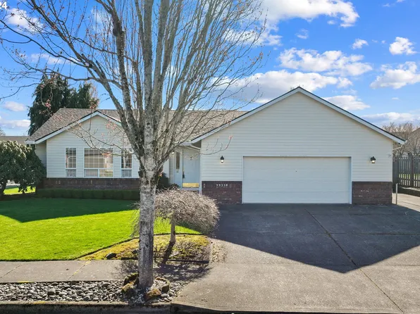 19338 Hazel Grove Dr, Oregon City, OR 97045
