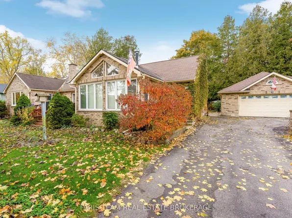 2790 Purvis St, Innisfil, ON L9S 3K7