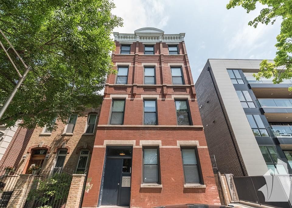 1st image of 1629 N Burling St #2F55