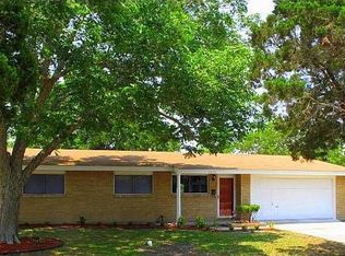 1329 Prince Dr, Corpus Christi, TX 78412