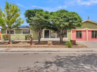 2707 Floral Rd NW, Albuquerque, NM 87104
