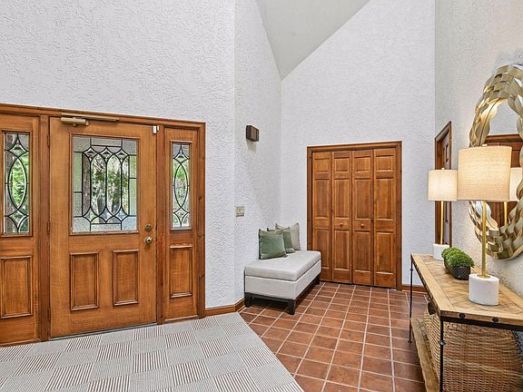 5th image of 18217 Woolman Dr