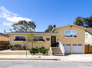 512 12th St, Pacific Grove, CA 93950