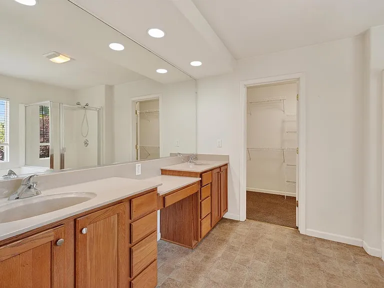 1305 Derby Dr — Photo 9