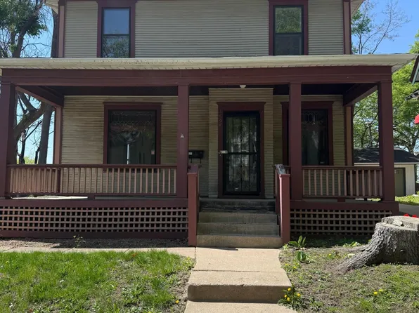 1525 Hillside Ave N, Minneapolis, MN 55411